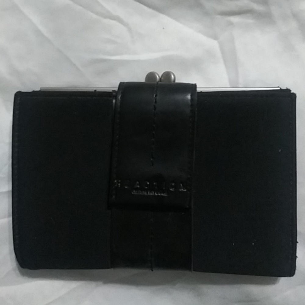 Black Kenneth Cole Reaction Leather Trimmed Wallet